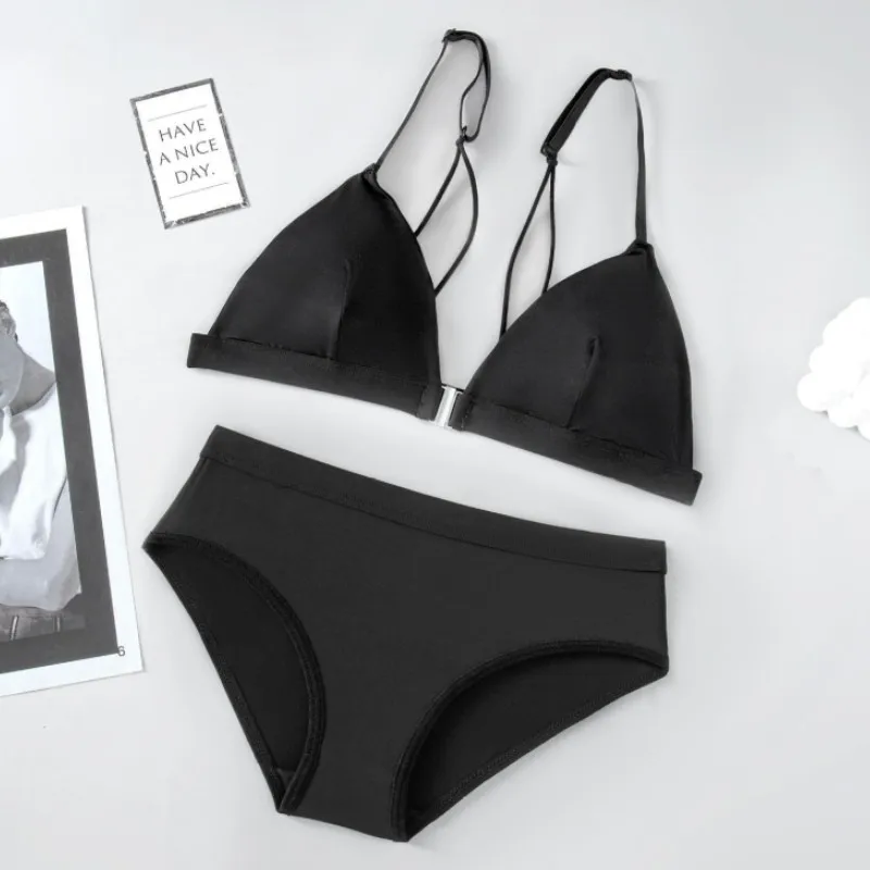 adjusted strap detail on bra