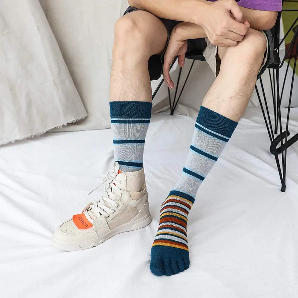 5 Pairs Fashion Long Tube Five Finger Socks Cotton Man Colorful Striped Mid-Calf Business Sport Compression Socks with Toes Gift