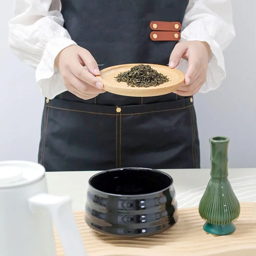 خفاقة ماتشا فاخرة مع حامل راتنج