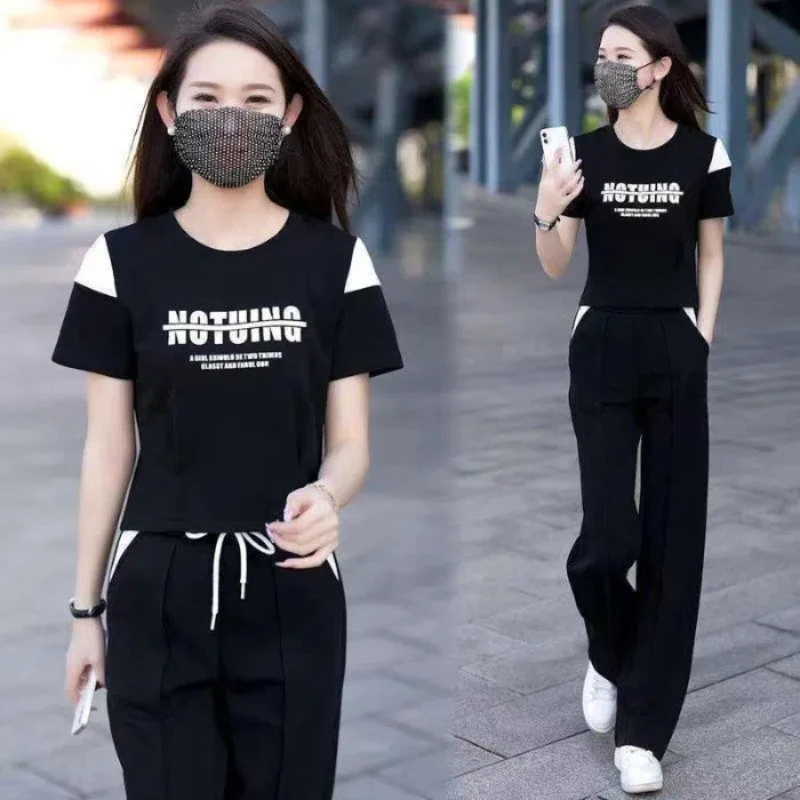 Leisure Sportswear Set for Women's Summer New Fashionable Temperament, Reducing Age and Slimming Two-piece Set