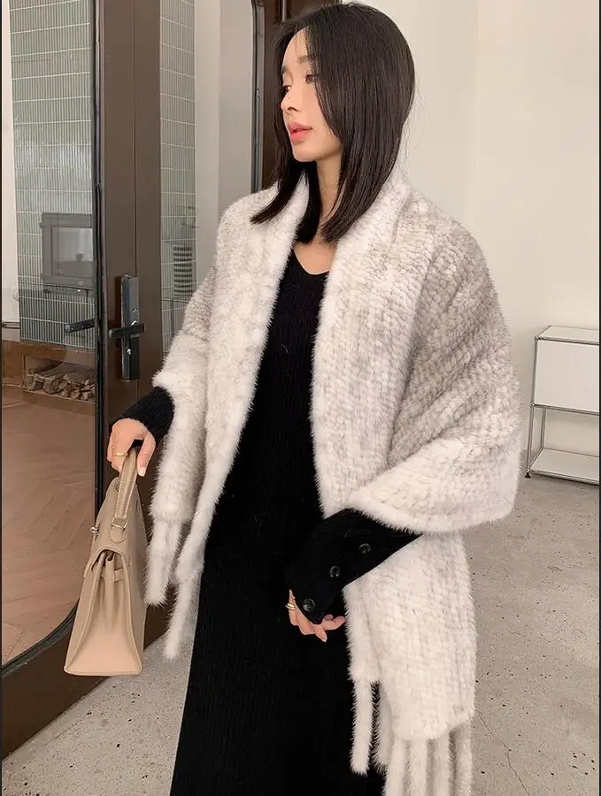 Рисунок 3 - Вязаный шарф из натурального меха