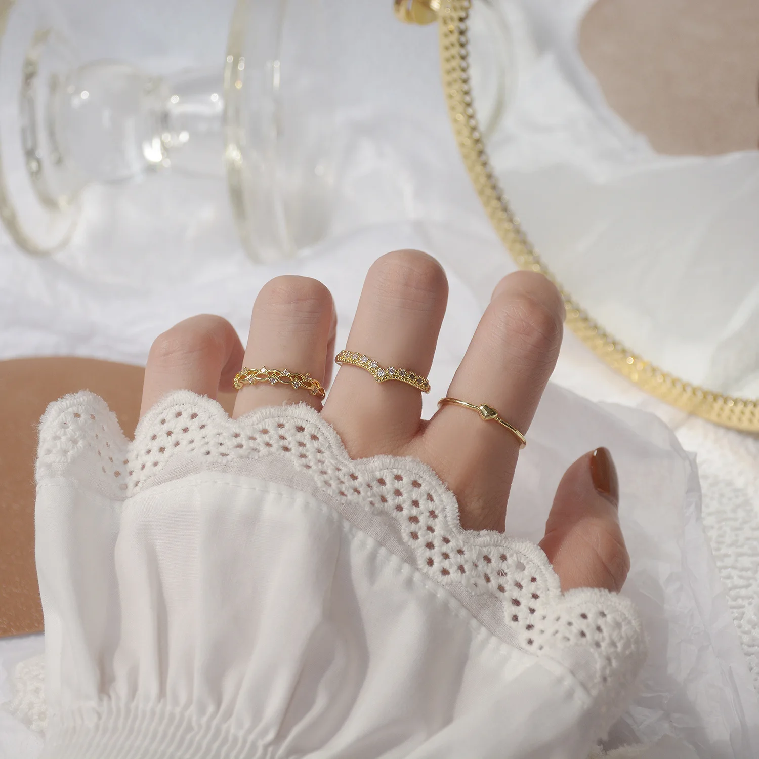 

14k Gold Plated Fashion Jewelry Hollowed-out Micro Inlaid Zircon Rings for Woman Simple Daily Elegant Ring