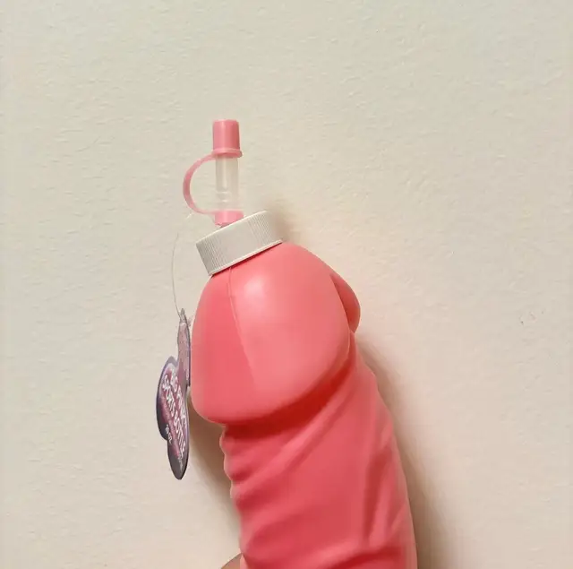 Large Penis Shape Water Bottle 3