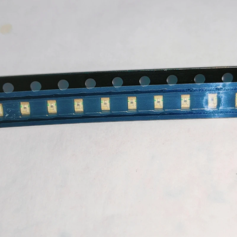 SMT LED APT2012F3C 0805 적외선 (GaAs), 스폿 상품