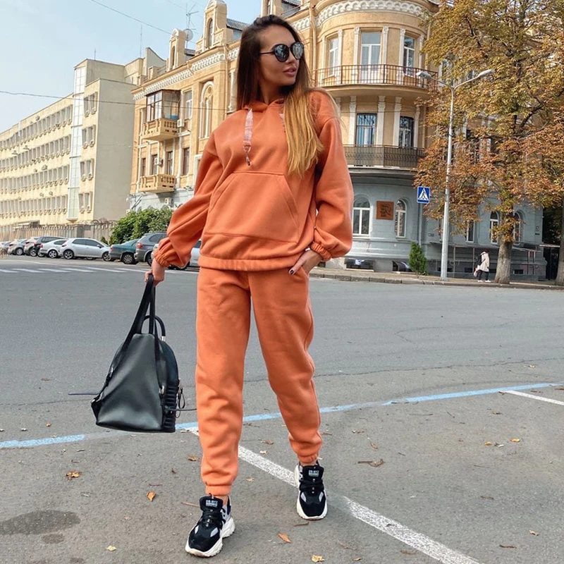

Autumn and Winter Women's New Fashion Casual Sports Sweater Solid Color Two Piece Set Fashion Casual Running Clothing Outside