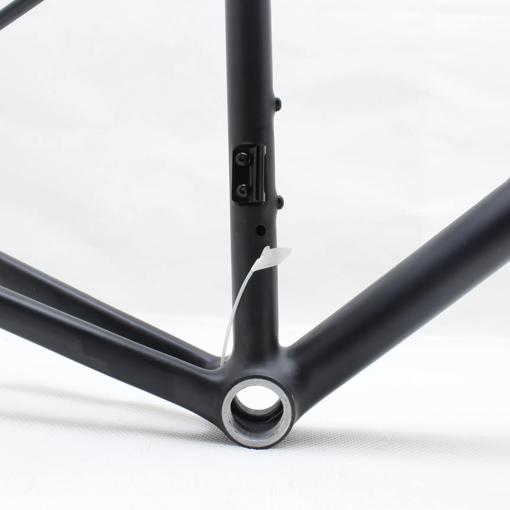 New Ultra Light Fully Hidden Cable Type 700C Racing Road Bike Matt UD Full Carbon Fibre Bicycle Thru Axle Disc Brake Frame Fork
