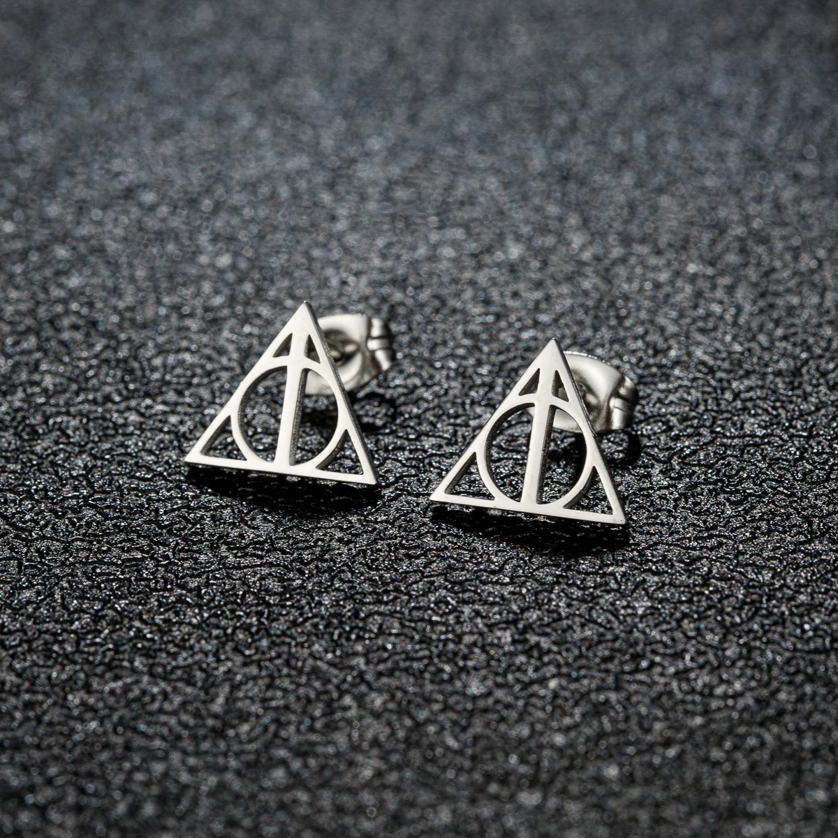 1 paar Einfache Dreieck Stud Ohrringe Für Frauen Filme Schmuck Edelstahl Ohrringe Geometrische Dreieck Kleine Ohrringe