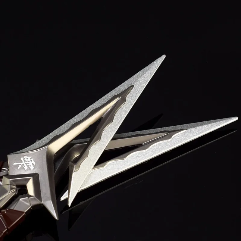 Valorant Weapon Melee Kuronami No Yaiba Ninja Kunai Game Weapon 16CM Metal Model Samurai Sword Desktop Ornaments Crafts Boy Toy 5