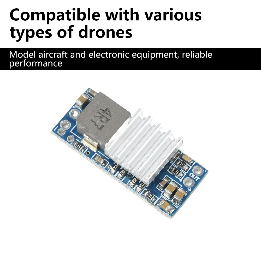Régulateur tension Boost Buck 3.3V 5V 9V 12V 2A montrant les dimensions compactes et les composants.