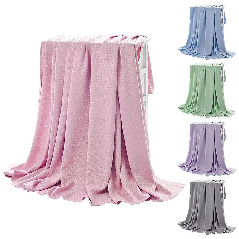 

Lightweight Summer Throw High Quality Water Proof Bamboo Fiber Material Anti-static And Non-irritating To The Human Body