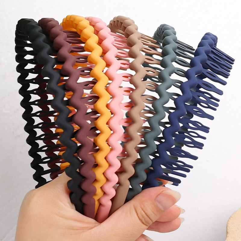 Solid Color Wave Hairbands Women Trendy Toothed Non-Slip Hair Combs Hair Accessories Girl Resin Scrub Head Hoop Hair Accessories