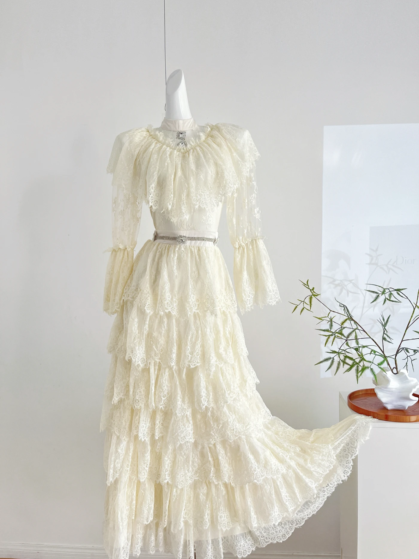 Vintage Victorian Style Lace Fairy Princess Dress Gorgeous Luxury Diamonds  Flare Sleeve Romantic Lady Long Maxi Dresses Vestido - AliExpress 200000345