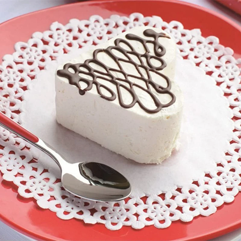 150pcs White Round Lace Paper Doilies Cake Packaging Paper Pad Doilies Hollowed Doilies For Wedding Party Birthday Decoration 2