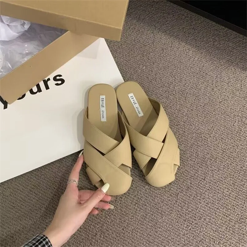 

Мюли женские с круглым носком, уличные шлепанцы, модная удобная обувь на плоской подошве, римские тапочки, однотонные, летние