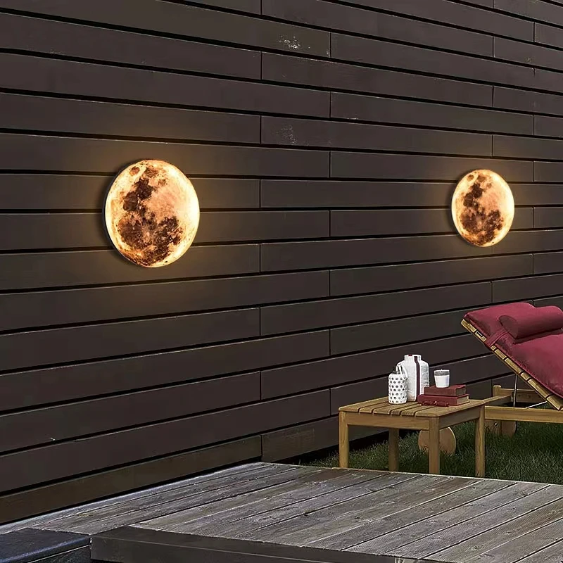 Luna Waterproof Outdoor Lamp