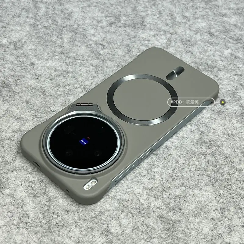 Luxury Magnetic Lens Holder Shockproof Case with Frosted Finish, Compatible with Magsafe Charging