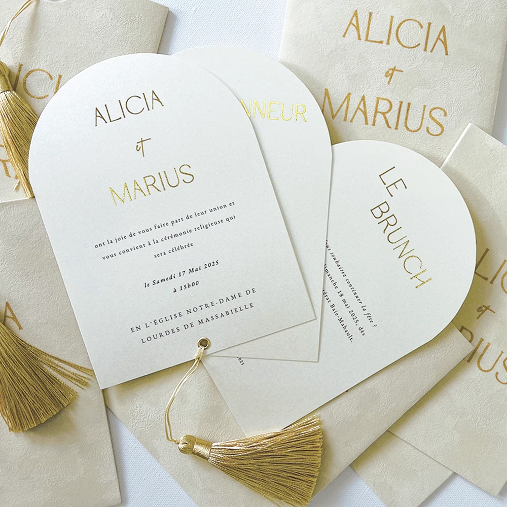Personalized wedding Invitation card Letter Business velvet decorated envelope three Inner page with foil gold print