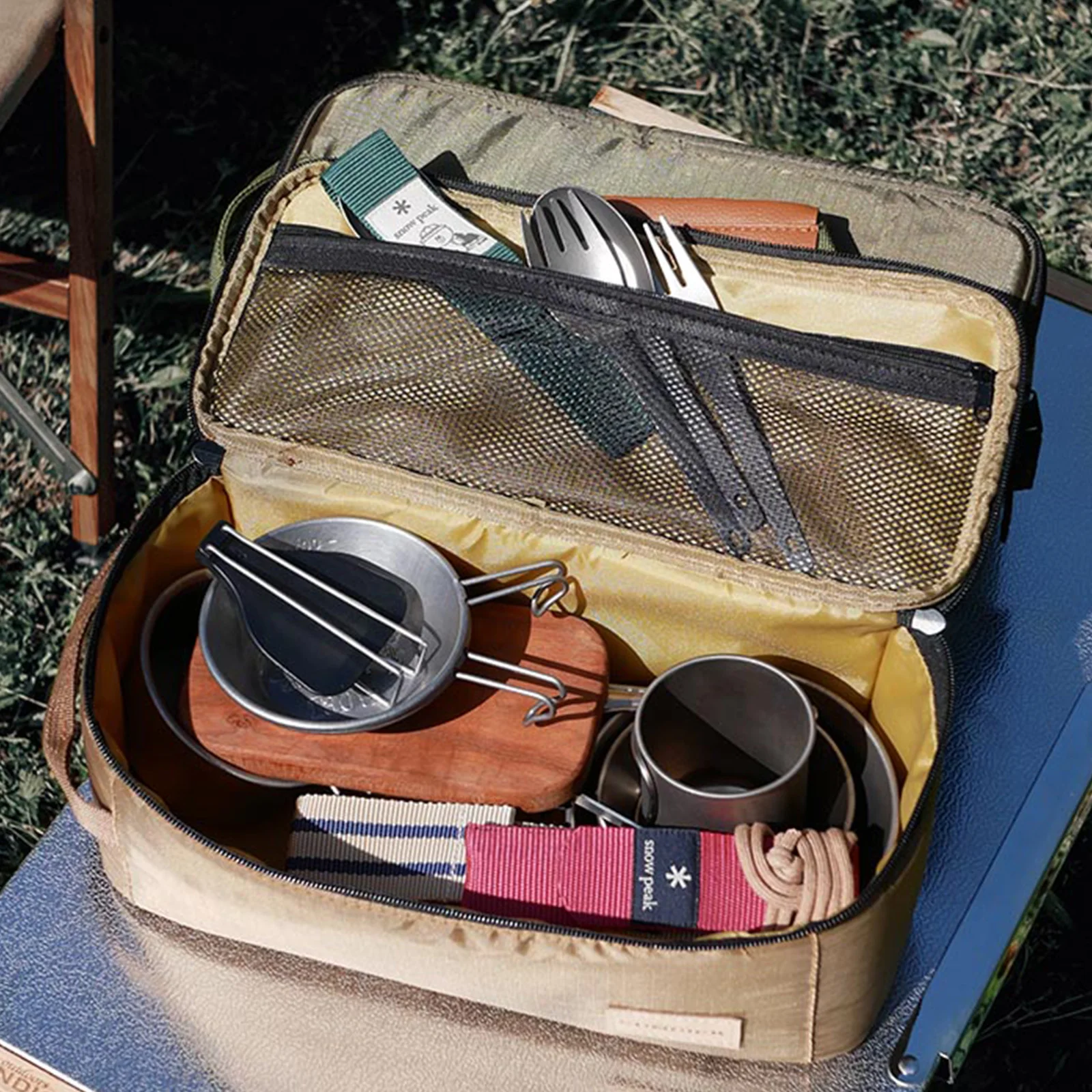 Large Capacity Camping Bag Cutlery Pouch 2