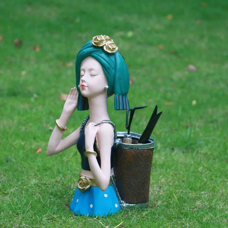

Outdoor Garden Girls Ornaments American Style Retro Landing Yard Garden Tool Storage Handicrafts Garden Decoration Accessories