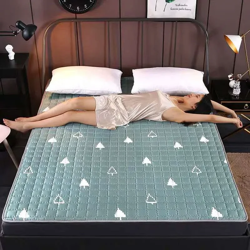 Summer Sleeping Mat Quilted Mattress Cover Solid Color Quilted Bed Fitted Sheet Bed Protector Pad Topper Protection Pad
