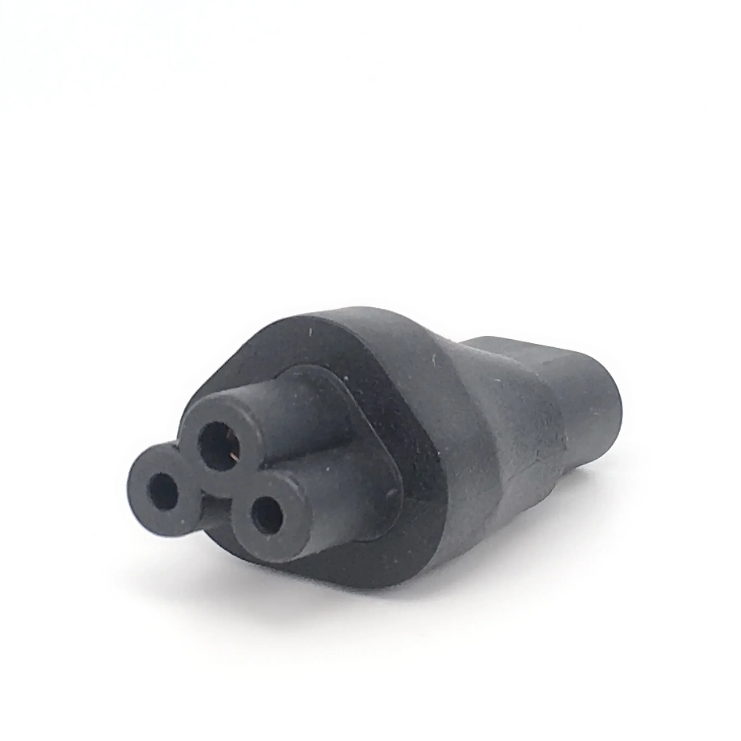 IEC 320 C5 3  Ͽ C8 2   ÷    
