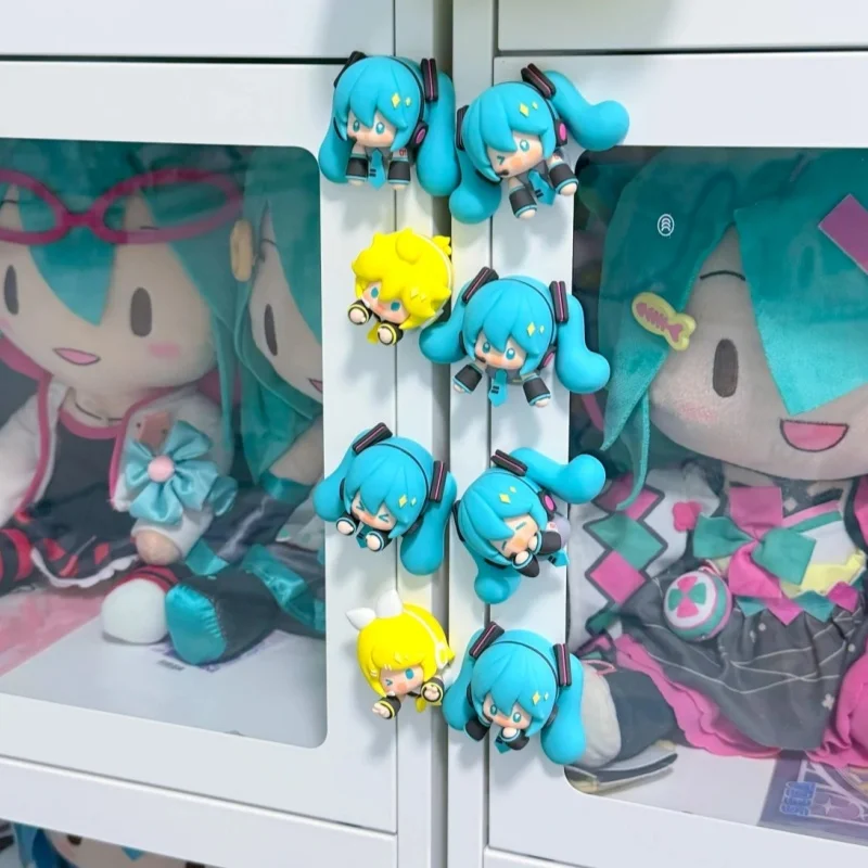 New Hatsune Miku Magnetic Sticker Series Fingertip Toy Cartoon