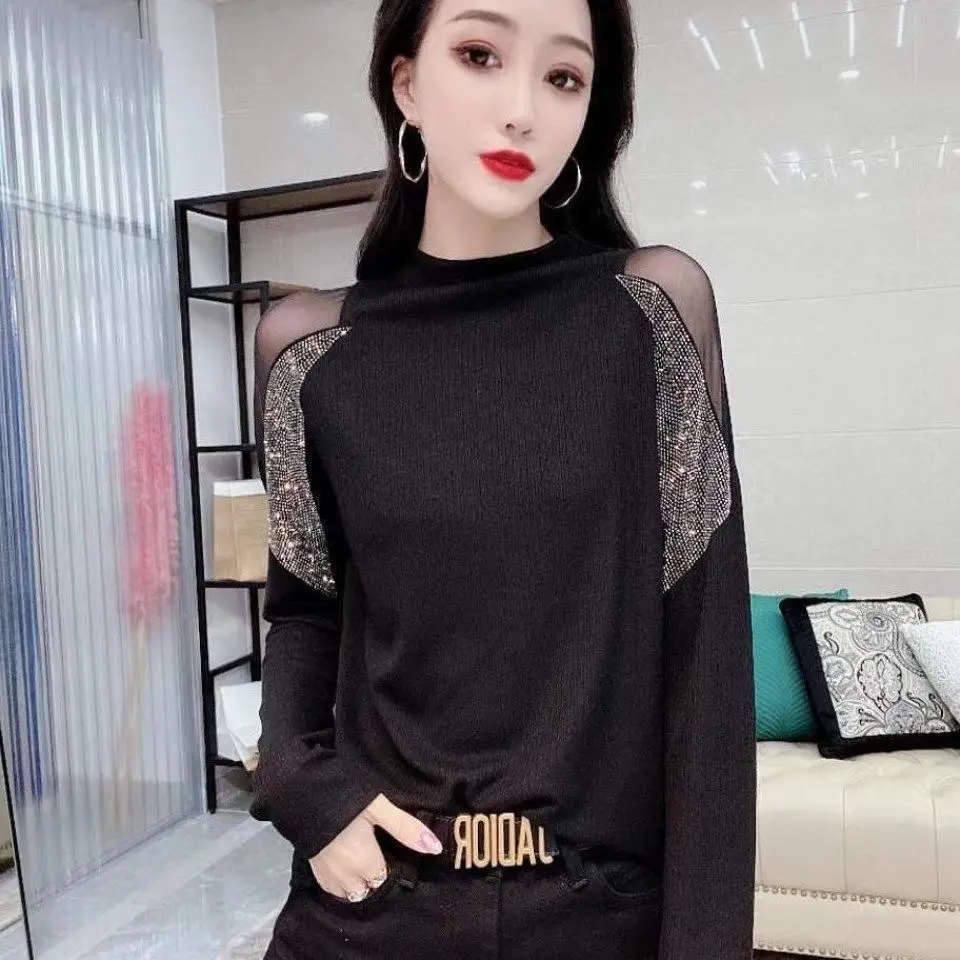 

New mesh patchwork with diamond inlaid long sleeved bottom shirt for women's autumn wear, westernized half high neck T-shirt top