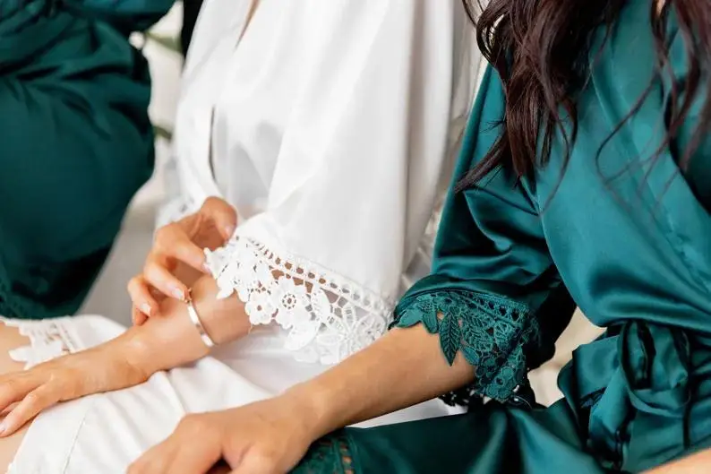 Wedding Personalised Robe Bride Dressing Gown Bridal Party Satin Lace Robe Bridesmaid Robes Bride Gift Bride Robe