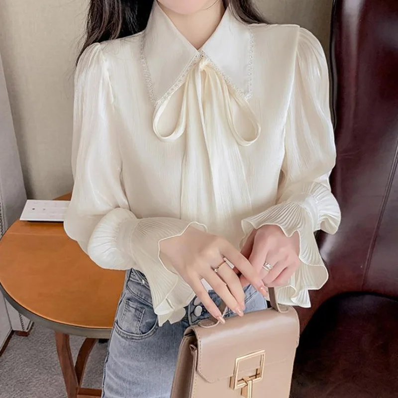

Temperament Lacing Bow Button Blouse Spring New Long Sleeve Solid Color Loose Pleated Shirt Tops Fashion Elegant Women Clothing