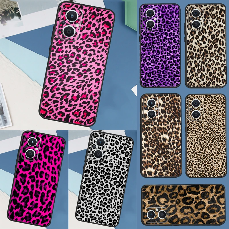 Leopard Print Phone Case - Stylish and Protective Cover