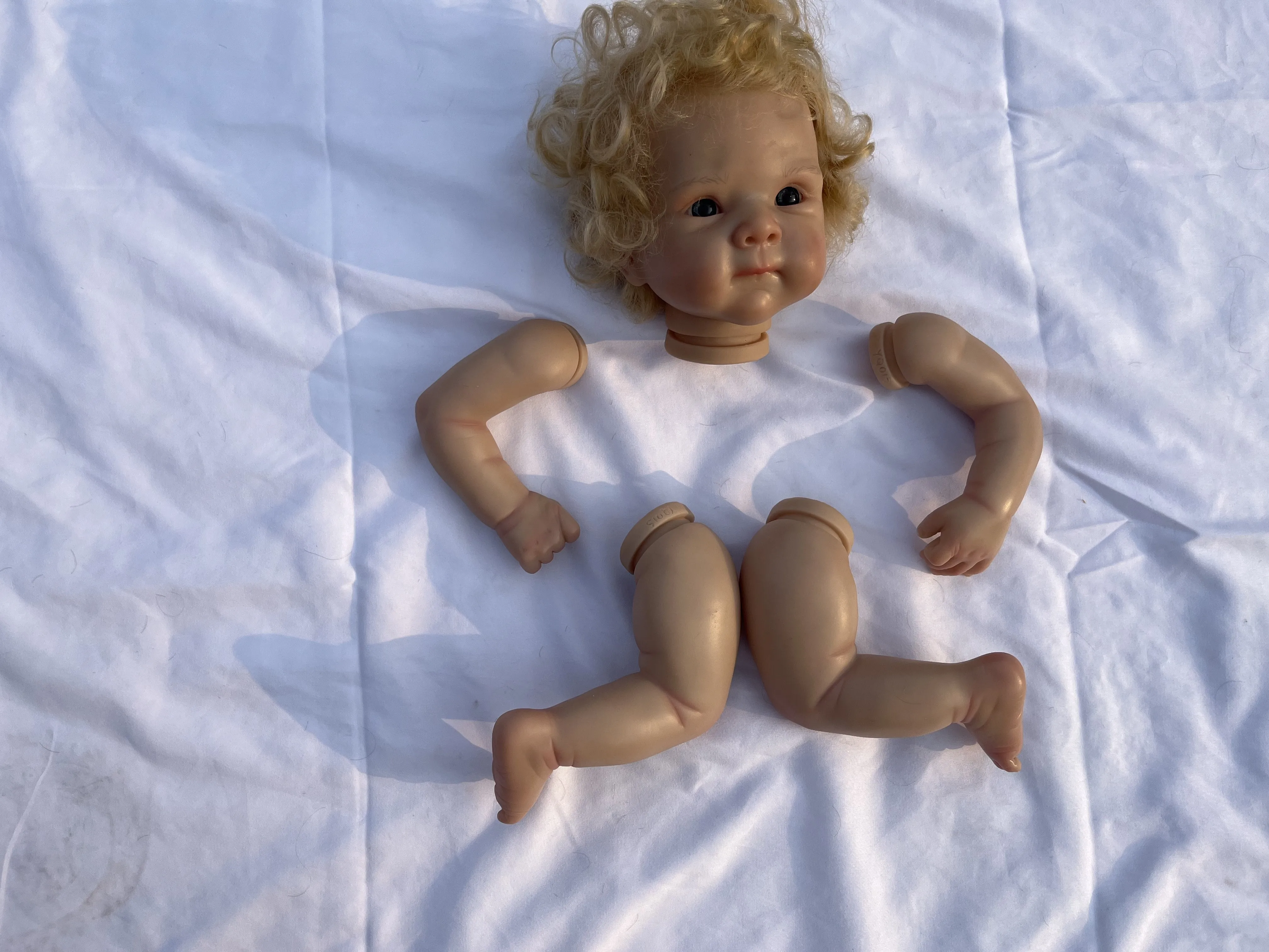 

FBBD Artist Painting 19''Bettie With Hand-Rooted Hair Painted Kits With Veins 100%Hand Made Dolls For Children