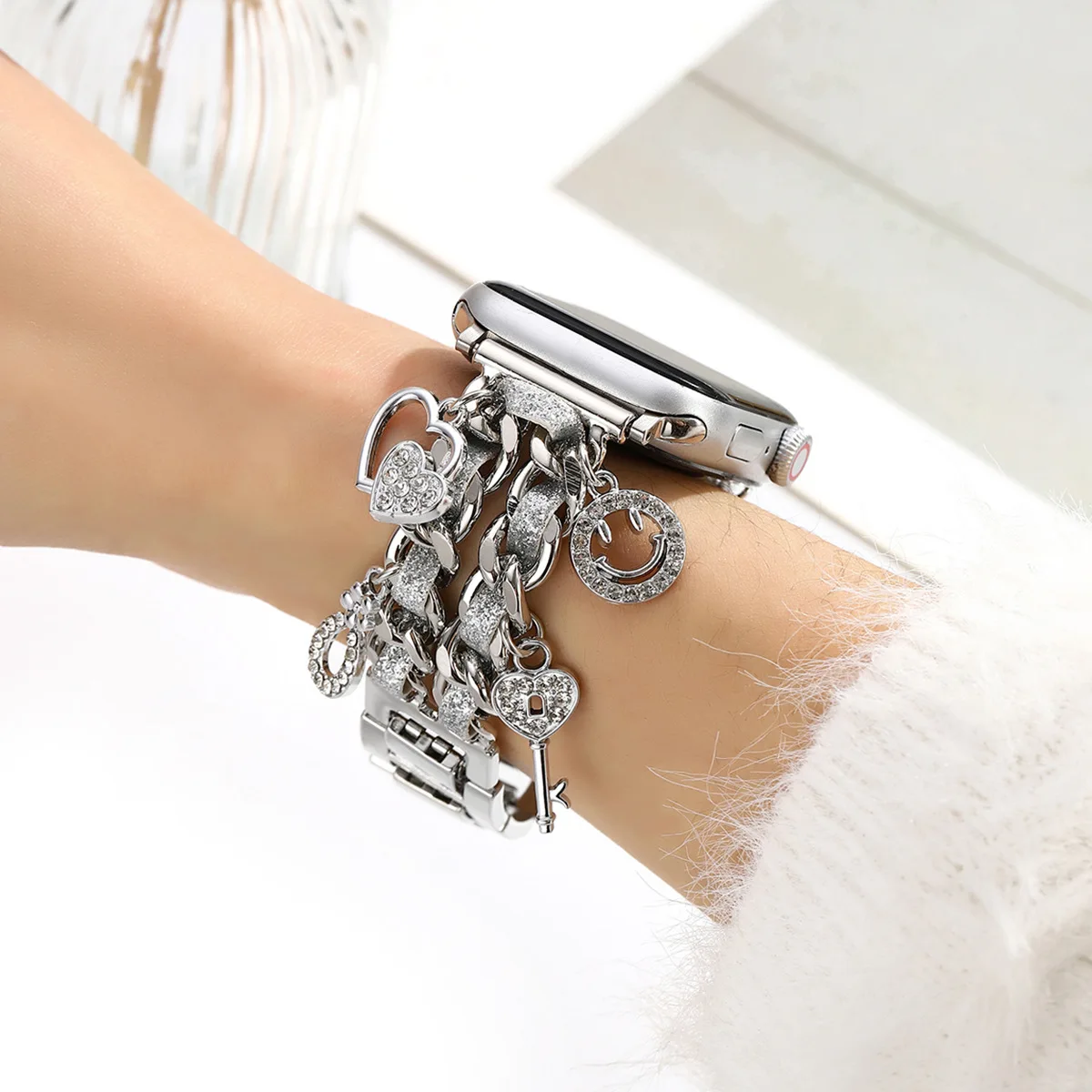 Elegant Metal Link Bracelet for Women - Premium Watch Strap