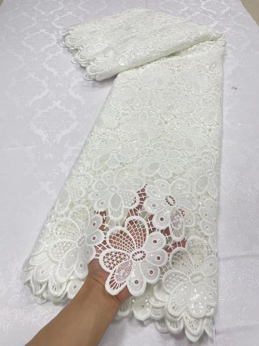 

2024High Quality African Nigerian Tulle Lace Fabric Embroidery Party Dress Sequins French Guipure Fabric For Sewing 5Yard