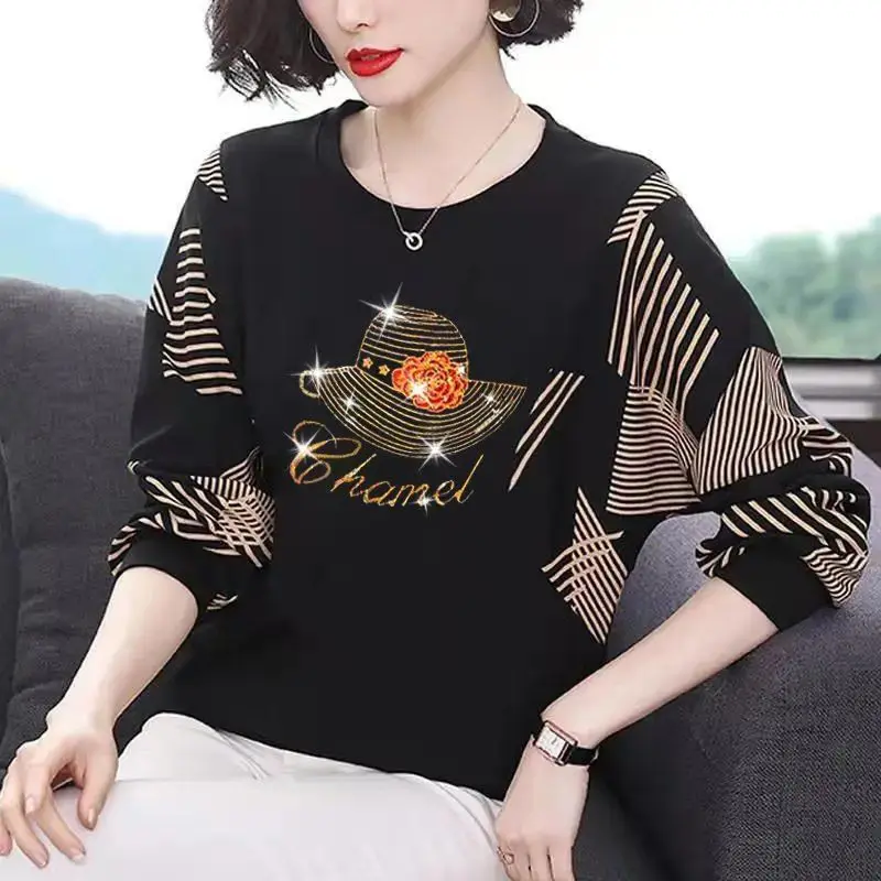 

Футболка женская с длинным рукавом «летучая мышь» и круглым вырезом