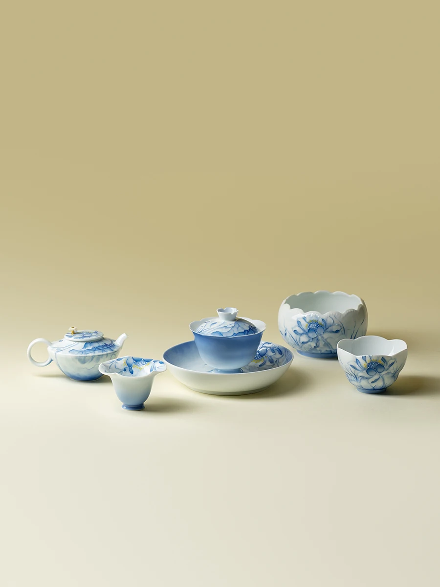 창의적인 세라믹 차 쓰레기통 여성 개인용 다도 용품 블루 로터스 반사형 징수이 일상용 홈 데코