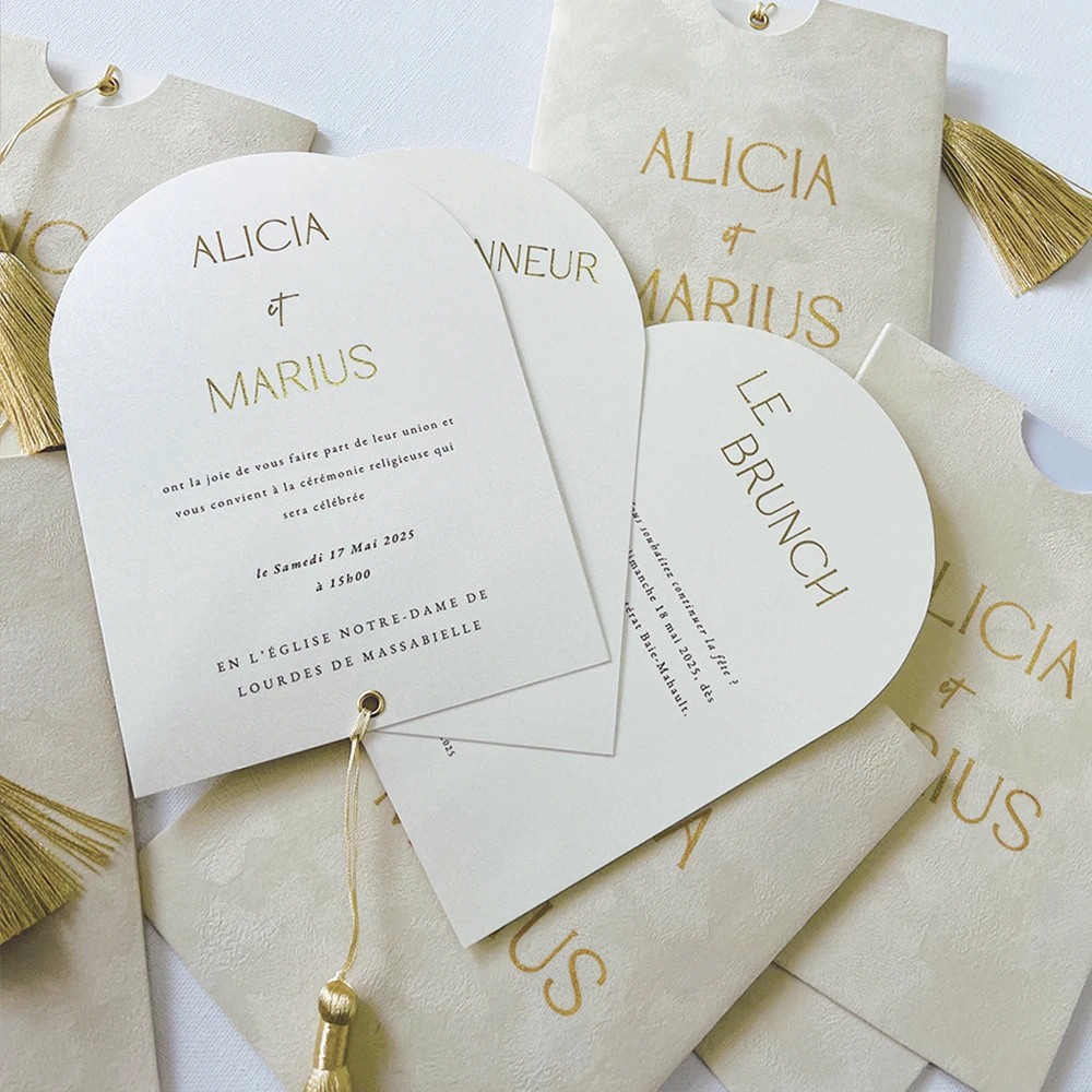 Personalized wedding Invitation card Letter Business velvet decorated envelope three Inner page with foil gold print