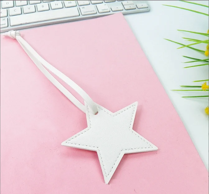 Personalized Five-Pointed Star Leather Keychain Pendant Gift