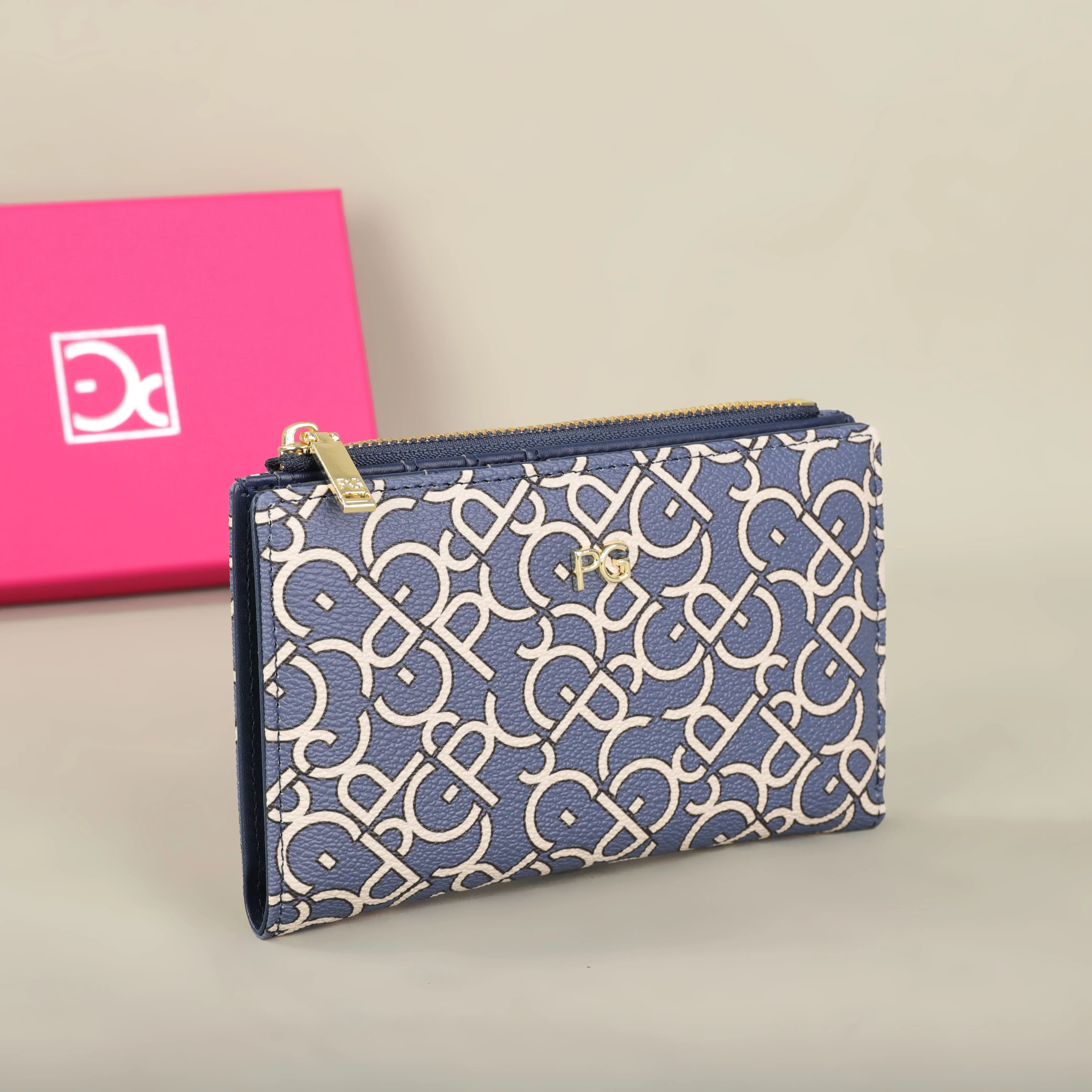 Stylish wallet with multiple compartments