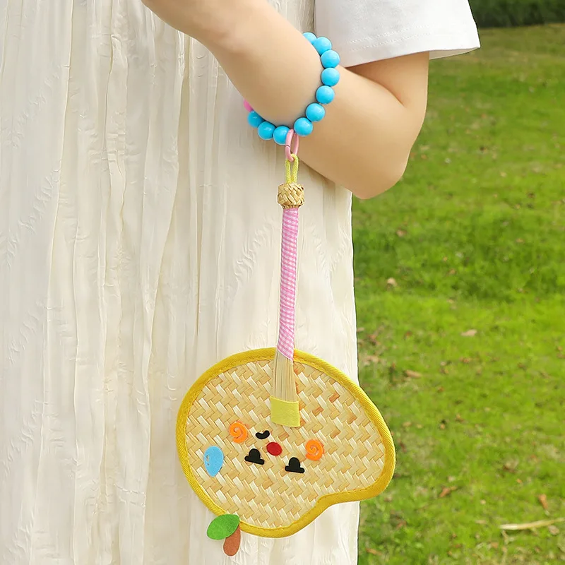Colorful Cattail Fan Portable Old-fashioned Fan Is Hand-woven Banana Fan Photo Prop Bag Decoration Pendant in Summer