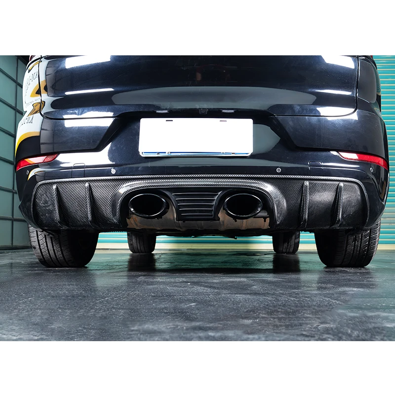 Suitable for Porsche Cayenne 2011-2017 958 Upgrade 2024 Cayenne Turbo GT Body Kit Rear Bumper LED Taillights