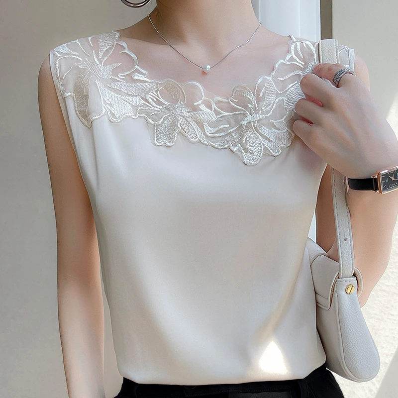 Floral White Silk Vest For Women Summer Lightweight Breathable Top Layer Wardrobe Essential main image 0