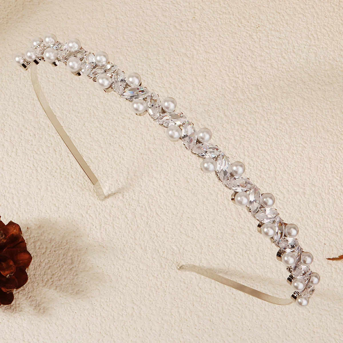 Silberne Strass-Haarkrone mit elfenbeinfarbenen Perlen, Vintage-Kristall-Braut-Hochzeits-Tiara, Braut-Kopfschmuck, Kronen, Mutter-Tochter-Stirnband – Detail 23
