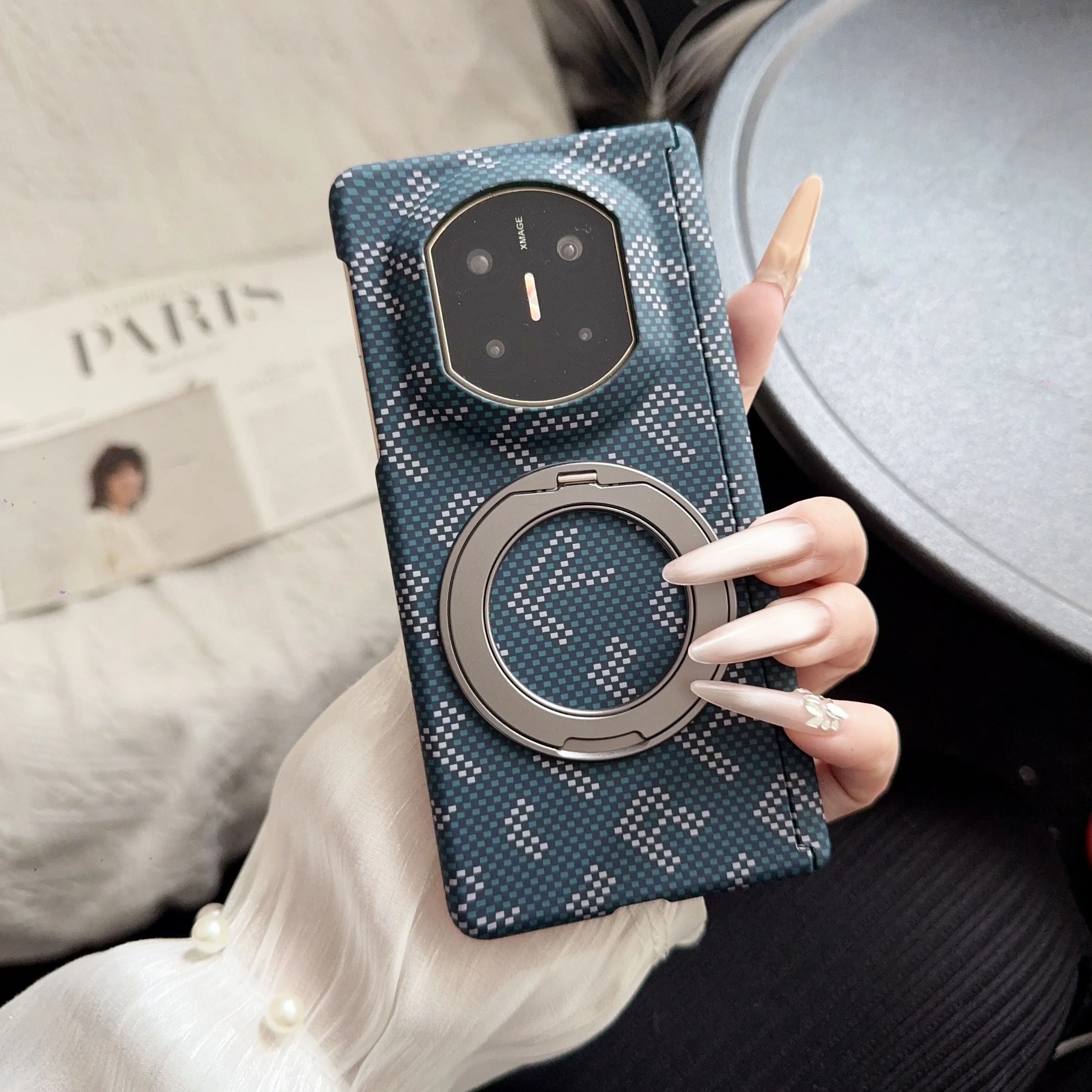 Carbon Fiber Texture Magnetic Business Case with 360° Rotating Bracket and Anti-Drop Protection