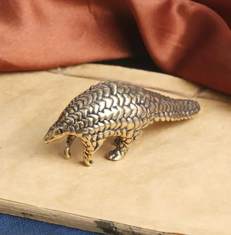 1 Stücke Chinesischen Stil Luxus Hause Ornamente Retro Messing Pangolin Wohnzimmer Geschenk Stall Handwerk Tier Thema Metall Ornamente – Detail 10
