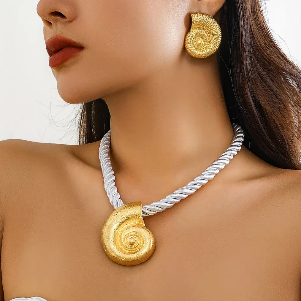 2Pcs/Set Jewelry Set Women Earrings Chain Necklace Big Conch Snail Pendant Choker Stud Earrings Punk Chunky Rope Chain Vacation Accessories Party Gift
