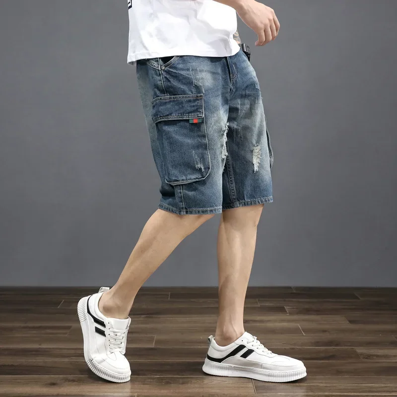 New Summer Men Blue Denim Shorts Cargo Jeans Quality Male Cotton Straight Loose Tooling Shorts Fashion Ripped Knee Length Jeans