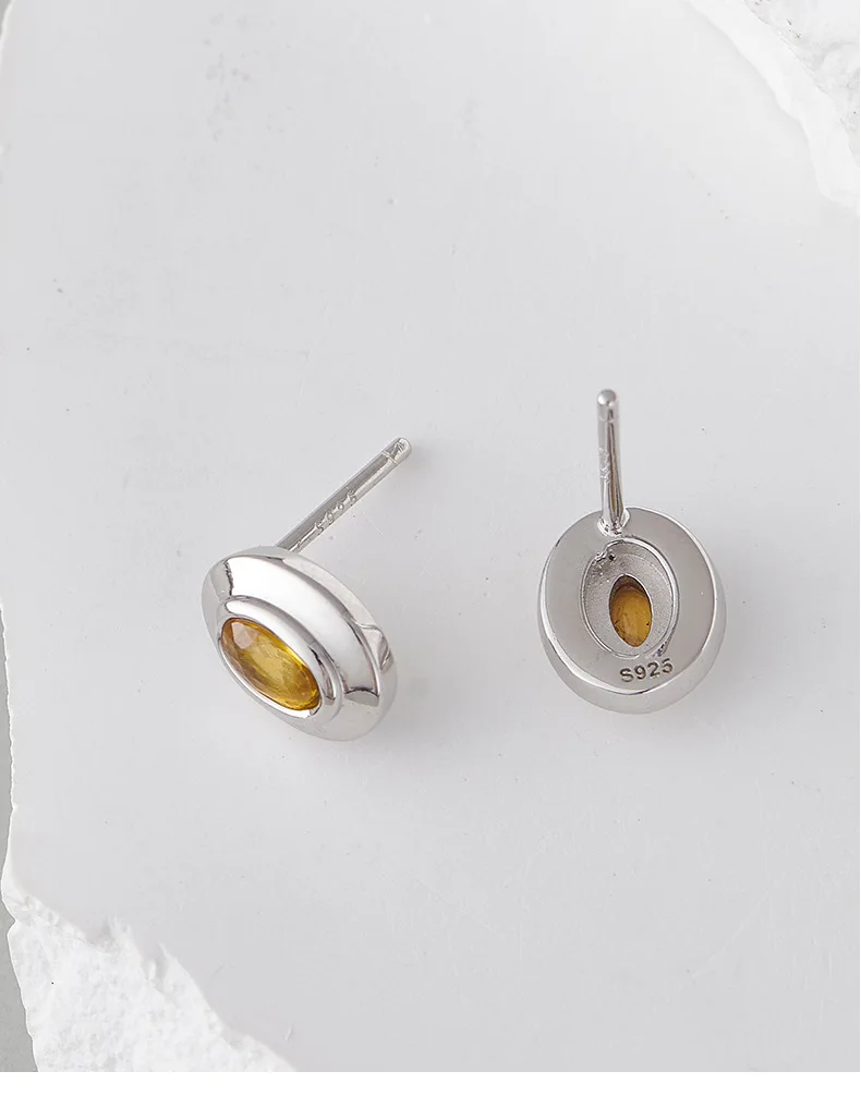 Silver Inlaid with Natural Citrine Classic Oval Shaped Earrings & Pendant