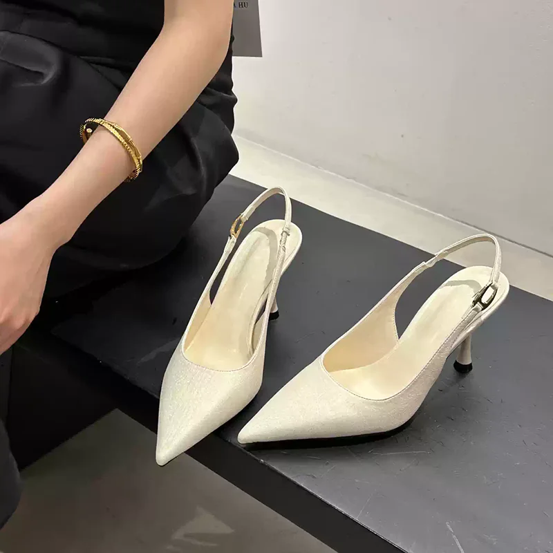 2026 Modische spitze und eckige Damen-Sandalen für Sommer und Frühling – Französische rückenfreie Pantoletten – Detail 4