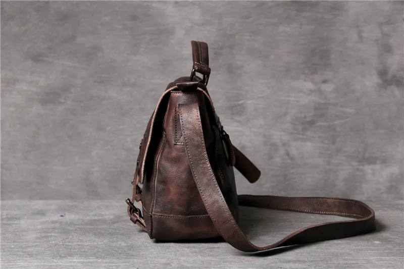 Vintage first layer cowhide men's large-capacity shoulder bag outdoor daily work genuine leather teens tablets crossbody bag