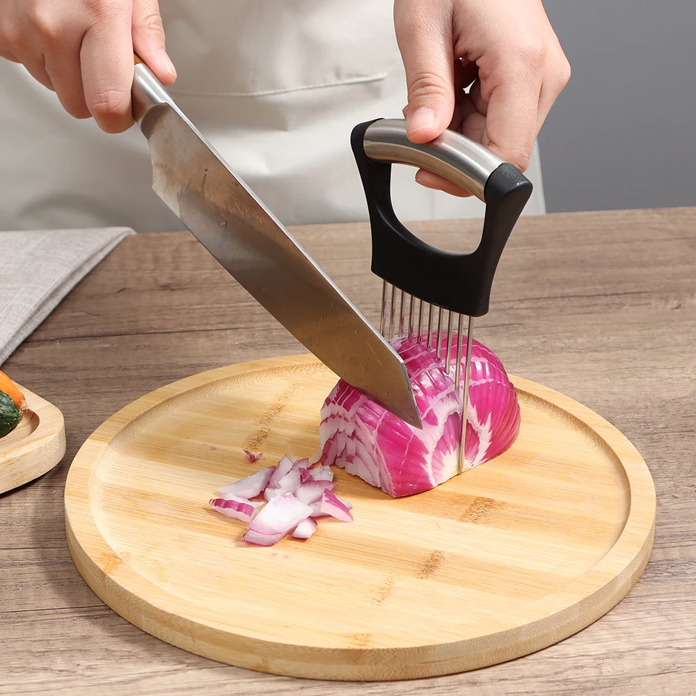 https://ae01.alicdn.com/kf/S6577b40cdcb044afbe1f037890810affT/Vegetable-Cutting-Holder-Steel-Kitchen-Accessories-Cut-Fruit-Tools-Slicer-Veget-Cutter-Onion-Knife-Tomato-Holder.jpg